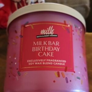 Bath & Body Works Milk Bar Birthday Cake Candle - Pink